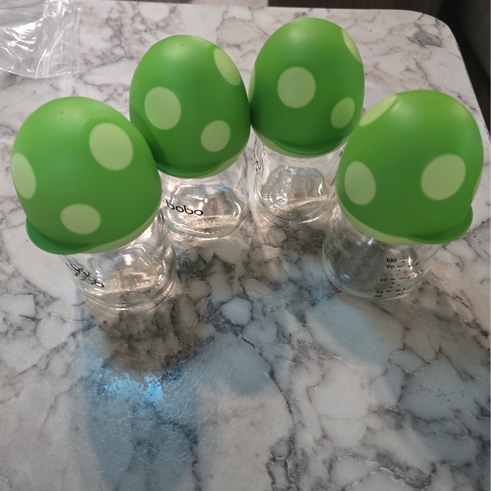Bobo 3 OZ Mushroom Capped Glass Baby Bottles - Set of 4 Preowned
